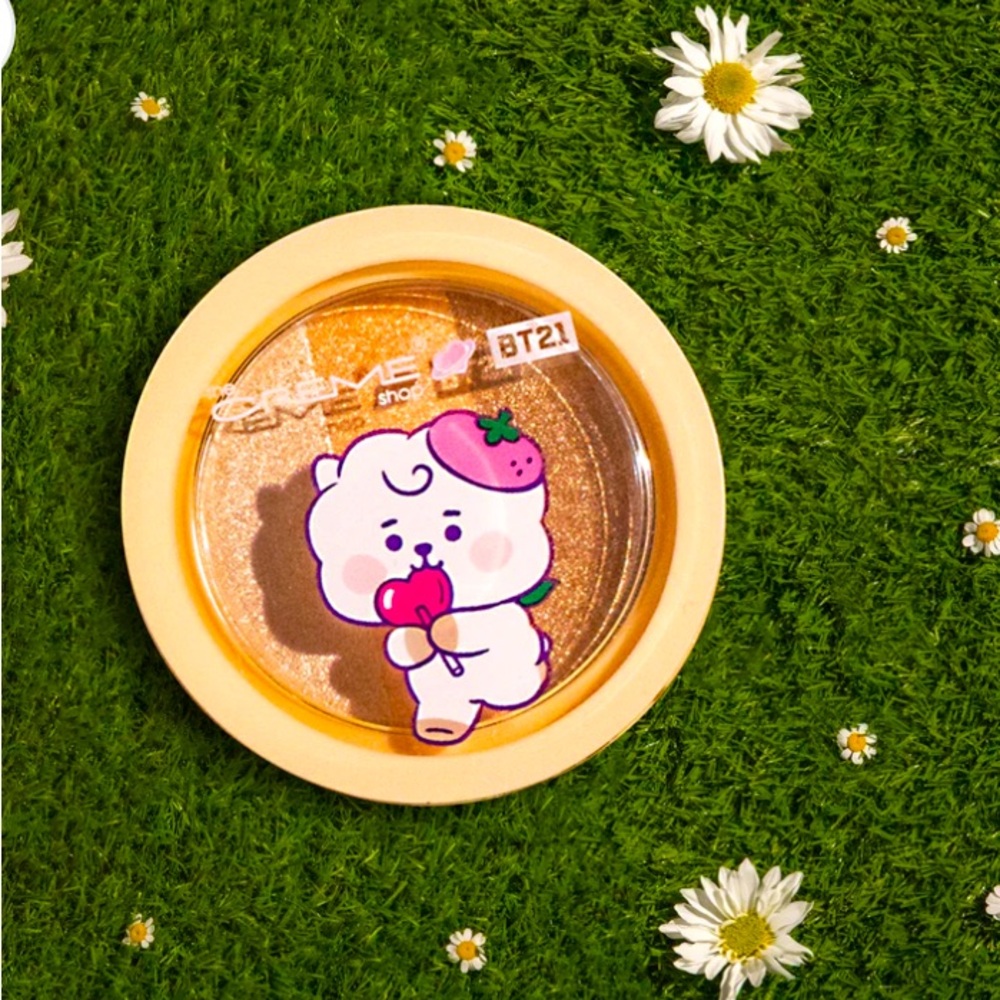 The CRÈME SHOP x BT21 Baby RJ Golden Lilly Shimmery Shadow Trio